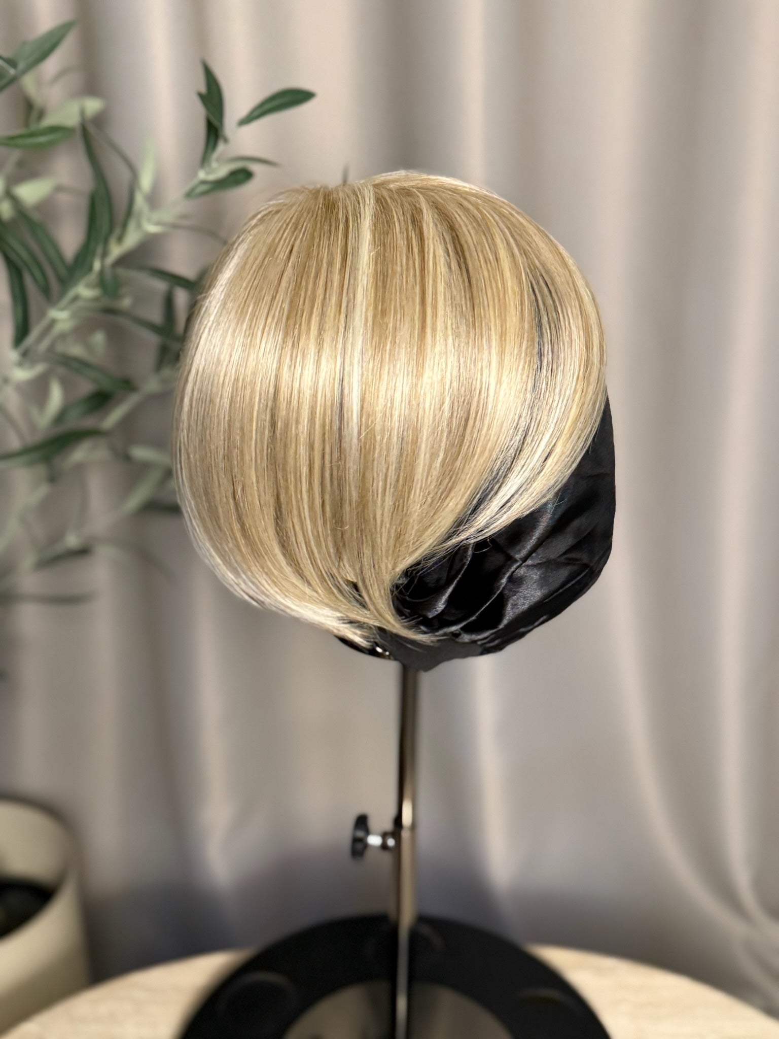 PARIS-D´WIGS HEATRESISTANT FIBER-25cm